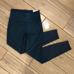 Old Navy Active Go Dry Leggings